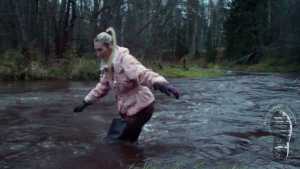 autumn-mud-playing_18.jpg
