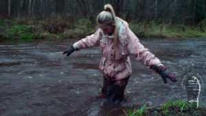 autumn-mud-playing_20.jpg