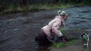 autumn-mud-playing_23.jpg
