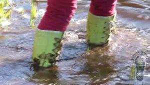 darina-having-fun-in-her-wet-a_4.jpg
