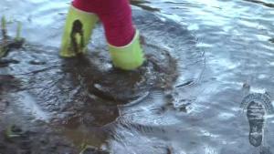 darina-having-fun-in-her-wet-a_5.jpg