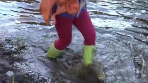 darina-having-fun-in-her-wet-a_6.jpg