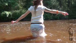 darina-in-her-hunters_20.jpg