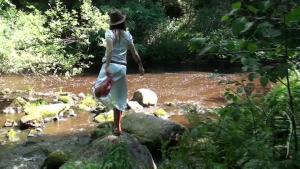 darina-in-her-hunters_3.jpg