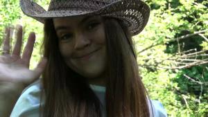 darina-in-her-hunters_5.jpg