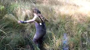 darina-walks-and-swims-in-ches_8.jpg