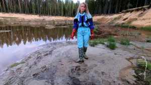 dirty-snowsuit_1.jpg