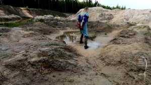 dirty-snowsuit_10.jpg