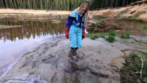 dirty-snowsuit_2.jpg