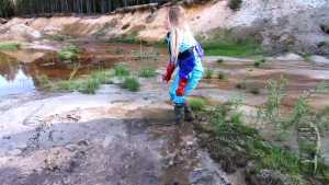 dirty-snowsuit_8.jpg