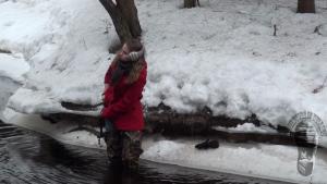 exploring-the-river-banks-in-w_13.jpg