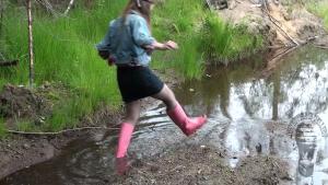 forest-adventures-in-thick-mud_10.jpg