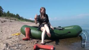 hunter-wellies-and-sky-blue-wa_24.jpg