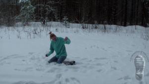 icy-queen-in-snowy-puddle_14.jpg