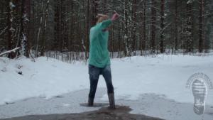icy-queen-in-snowy-puddle_22.jpg