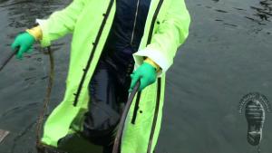 jeans-girl-in-waders-and-neon_16.jpg