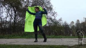 jeans-girl-in-waders-and-neon_7.jpg