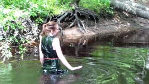 latexwaterwellies_8.jpg