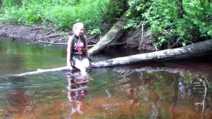 latexwaterwellies_9.jpg