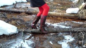 leaky-boots-in-deep-mud_19.jpg