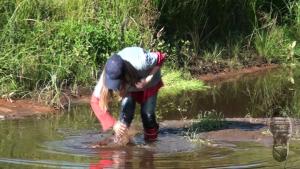 mudding-in-red-nokian-rubberbo_8.jpg
