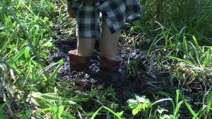 muddy-adventure-in-the-forest_10.jpg