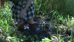 muddy-adventure-in-the-forest_9.jpg