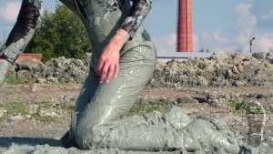 muddy-catsuite_20.jpg