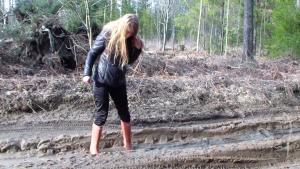 muddy-road-to-pleasures_2.jpg