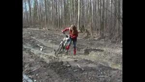 muddy-road_20.jpg