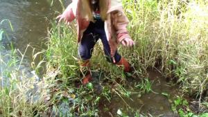 muddy-schoolgirl_13.jpg
