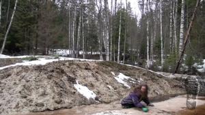 muddy-spring-pastimes-in-wader_18.jpg