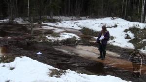 muddy-spring-pastimes-in-wader_2.jpg