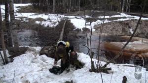 muddy-spring-pastimes-in-wader_24.jpg