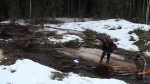 muddy-spring-pastimes-in-wader_3.jpg