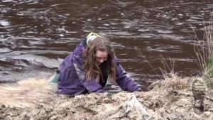 muddy-spring-pastimes-in-wader_7.jpg