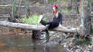 muddy-swamp-witch_10.jpg