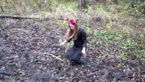 muddy-swamp-witch_18.jpg