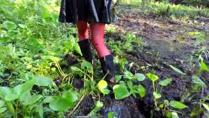 secretary-in-swamp_17.jpg