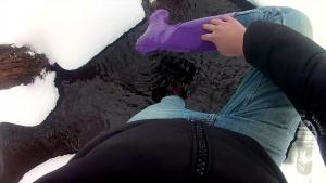snow-walk-in-purple-wellies_18.jpg