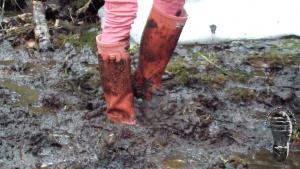 space-ranger-in-mud_17.jpg