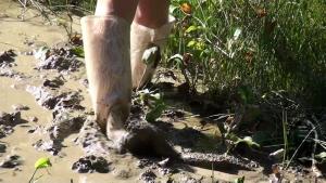 stuck-in-the-mud_14.jpg
