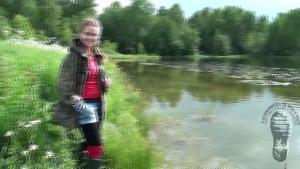 summer-wading-on-the-lake-in-g_1.jpg