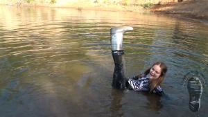 swimming-with-a-loss-of-one-ra_15.jpg