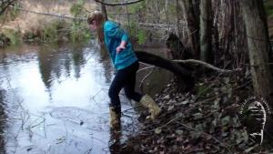 tiger-in-the-mud_10.jpg