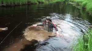 top-20-wet-girls-in-waders_17.jpg