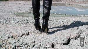 totally-messy-heels_7.jpg