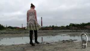 trashy-heels-and-nylons_5.jpg