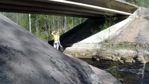 underbridge-splashing_1.jpg