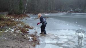 wading-in-ice_11.jpg